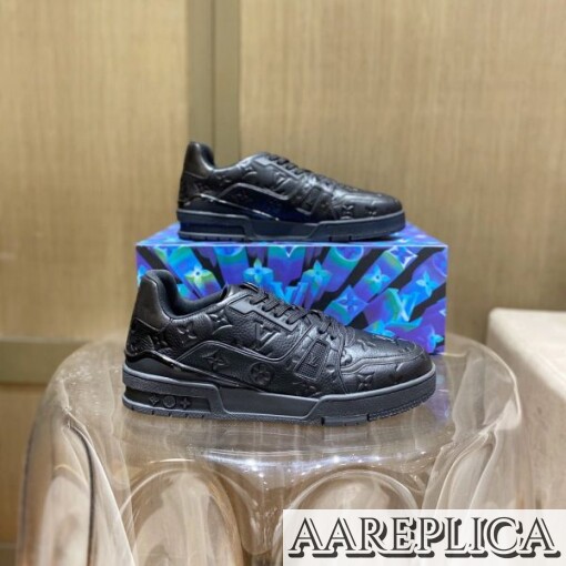 Replica LV Trainer Sneaker Louis Vuitton 1A7WER 2