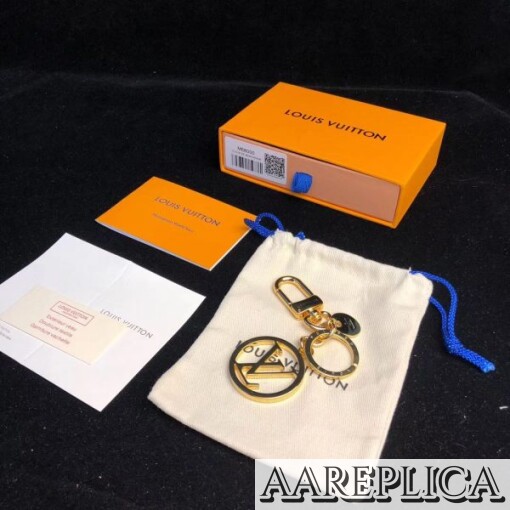 Replica LV Circle Bag Charm And Key Holder Louis Vuitton M68000 4