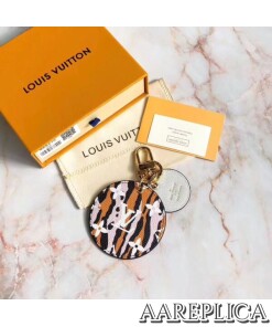 Replica Louis Vuitton Jungle Bag Charm And Key Holder LV M68470