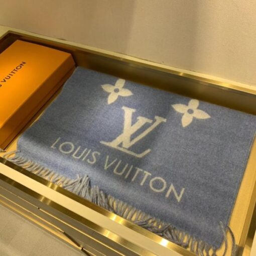 Replica LV M75704 Louis Vuitton Reykjavik Scarf 5