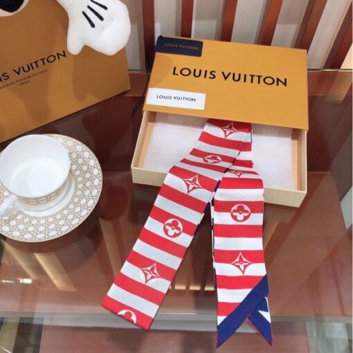 Replica Louis Vuitton M76196 LV Escale Summer Stripes BB Bandeau 2