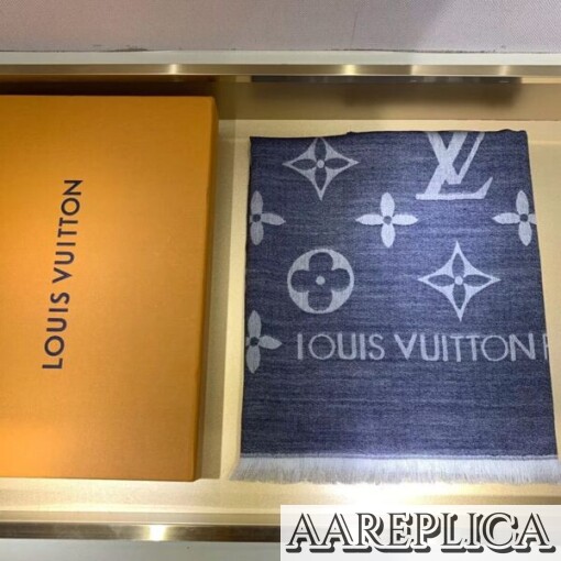 Replica LV M70674 Louis Vuitton Daily Monogram Stole