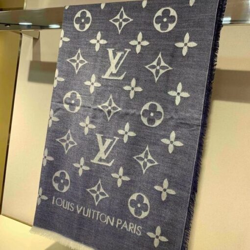 Replica LV M70674 Louis Vuitton Daily Monogram Stole 2