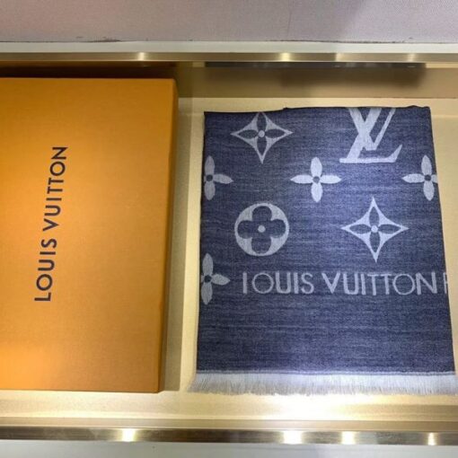 Replica LV M70674 Louis Vuitton Daily Monogram Stole 6