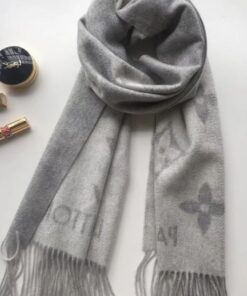 Replica LV M71126 Louis Vuitton Reykjavik Scarf 2