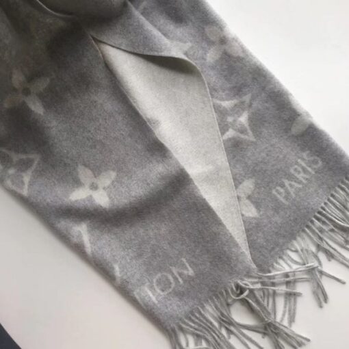 Replica LV M71126 Louis Vuitton Reykjavik Scarf 3