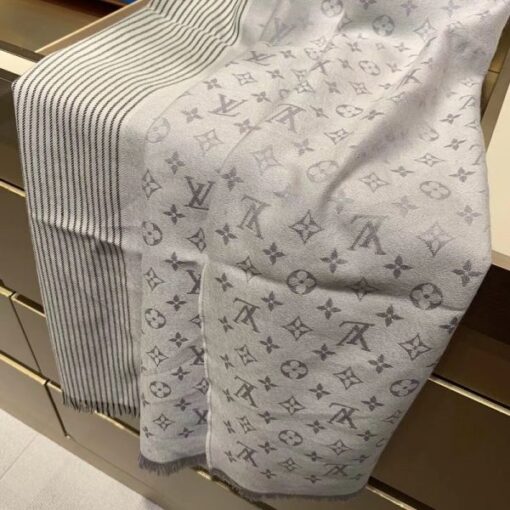 Replica LV M71227 Louis Vuitton Monogram Lines Stole 4