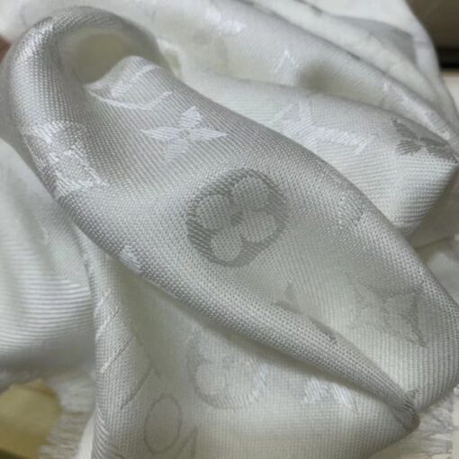 Replica LV M71330 Louis Vuitton Monogram Shawl 5