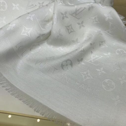 Replica LV M71330 Louis Vuitton Monogram Shawl 6