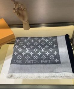 Replica LV M71378 Louis Vuitton Monogram Denim Shawl 2