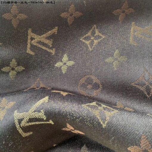 Replica LV M71548 Louis Vuitton So Shine Monogram Shawl 3