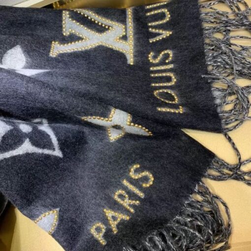 Replica LV M71588 Louis Vuitton Studdy Reykjavik Scarf 5