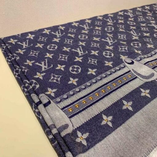 Replica LV M73698 Louis Vuitton Studdy Denim Monogram Shawl 6