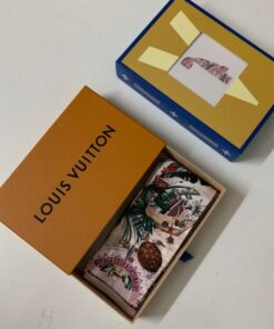 Replica LV M73855 Louis Vuitton Voyage Extraordinaire Bandeau 2