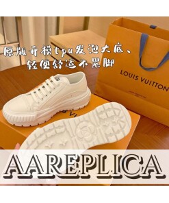 Replica LV Squad Sneaker Louis Vuitton 1A9424 2