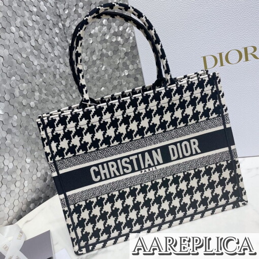 Replica Small Dior Book Tote M1296ZTQT_M911 8