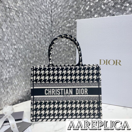 Replica Small Dior Book Tote M1296ZTQT_M911 9