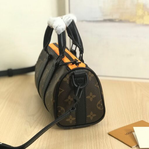 Replica Louis Vuitton Keepall XS LV M80201 3