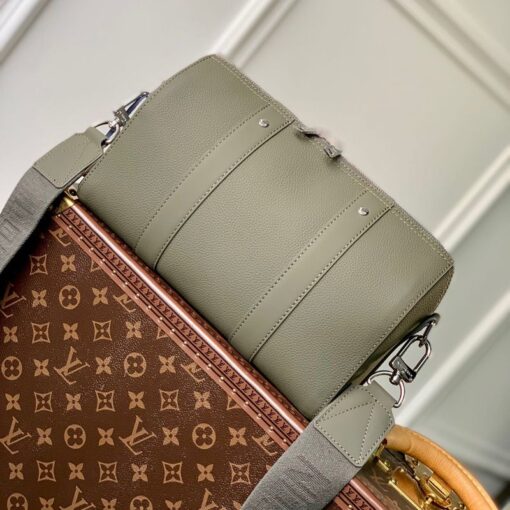 Replica Louis Vuitton City Keepall LV M21437 4