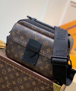 Replica Louis Vuitton S Lock Messenger LV M45806