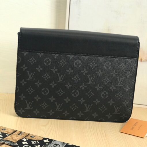 Replica Louis Vuitton Pochette Steamer LV M80107 2