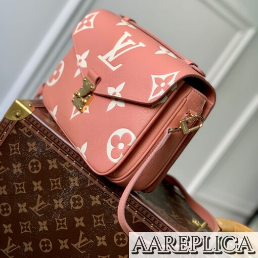 Replica Louis Vuitton Pochette Metis LV M46302 4