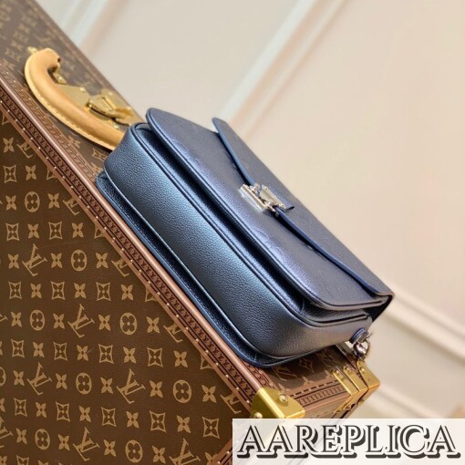 Replica Louis Vuitton Pochette Metis LV M59211 5