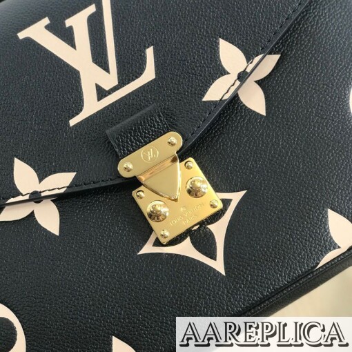 Replica Louis Vuitton Pochette Metis LV M45773 4