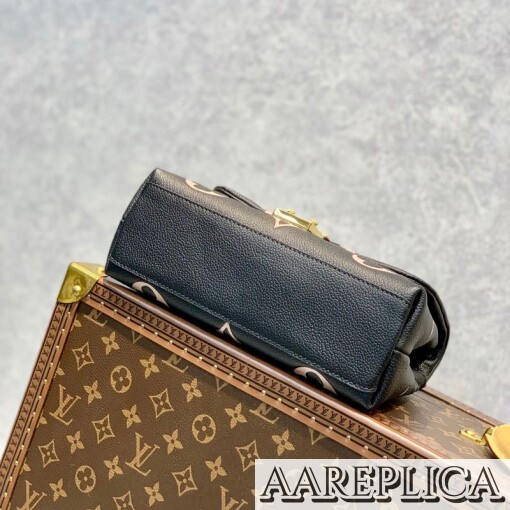 Replica Louis Vuitton Madeleine BB LV M45978 7