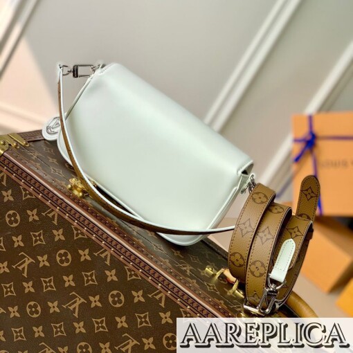 Replica Louis Vuitton Swing LV M20395 2