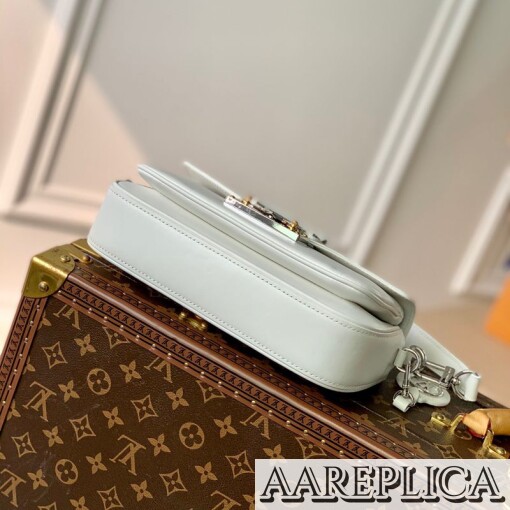 Replica Louis Vuitton Swing LV M20395 4