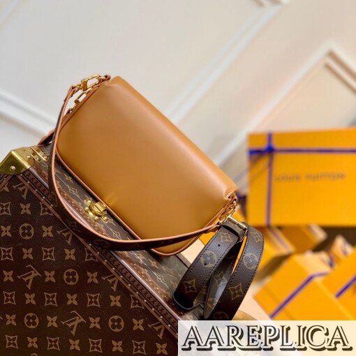 Replica Louis Vuitton Swing LV M20396 2