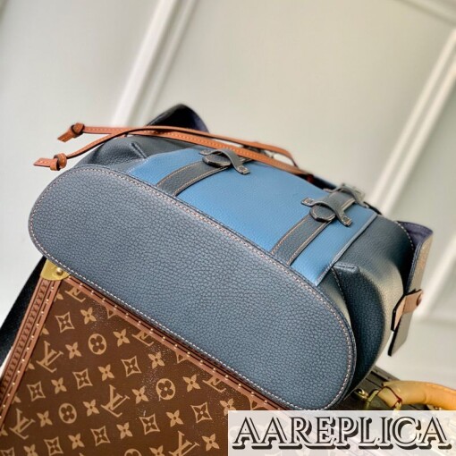 Replica Louis Vuitton Christopher PM LV M21373 5