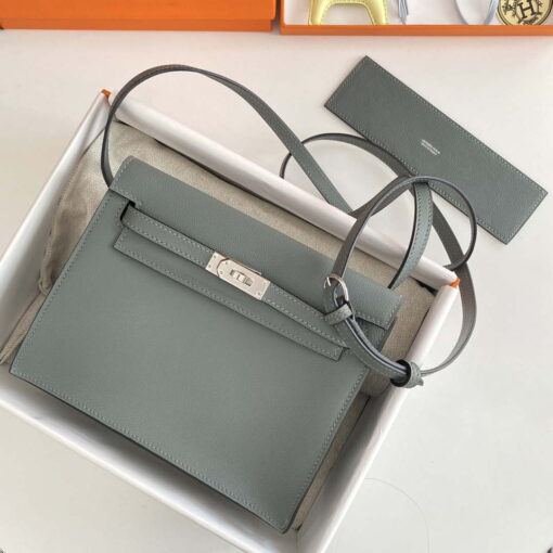 Replica Hermes Evercolor Kelly Danse II 22cm Leather Crossbody Bag H20369 Gray Silver 4