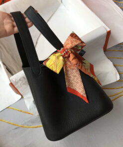 Replica Hermes H056289 Picotin Lock 18 22 Bag H330009 2