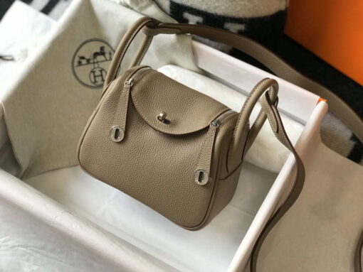 Replica Hermes H079086CK18 Lindy Mini Bag 19cm Semi-manual H231910 3