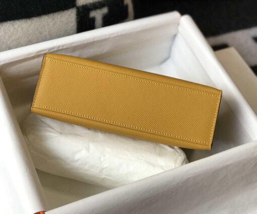 Replica Hermes Mini Kelly Pouchette Epsom Leather H230228 Yellow 5