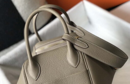 Replica Hermes H073428 Lindy Bag 26 30 H231945 4