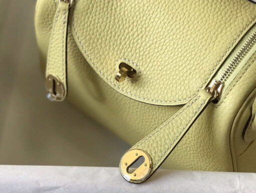 Replica Hermes H079086 Lindy Mini Bag 19cm H231929 4