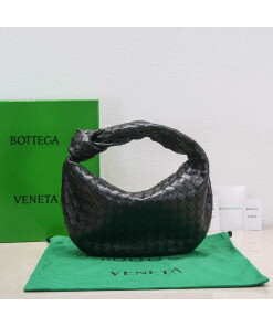 Replica Bottega Veneta BV 690225 Teen Jodie intrecciato leather shoulder bag Black