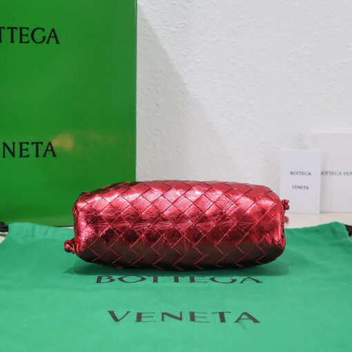 Replica BV 585852 Bottega Veneta Mini Pouch Buckskin leather clutch with strap metallic Red 4