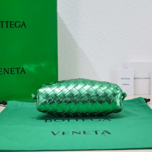 Replica BV 585852 Bottega Veneta Mini Pouch Buckskin leather clutch with strap metallic Green 4