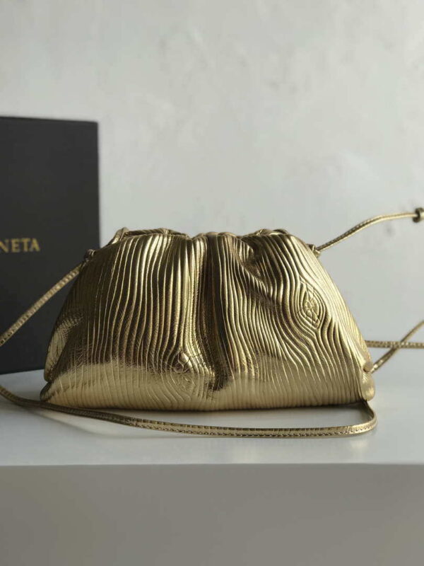 Replica BV 585852 Bottega Veneta Mini Pouch Lambskin leather clutch with strap metallic Gold 2