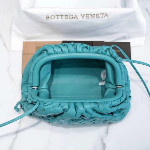 Replica BV 585852 Bottega Veneta Mini Pouch intrecciato leather clutch with strap Blue 9