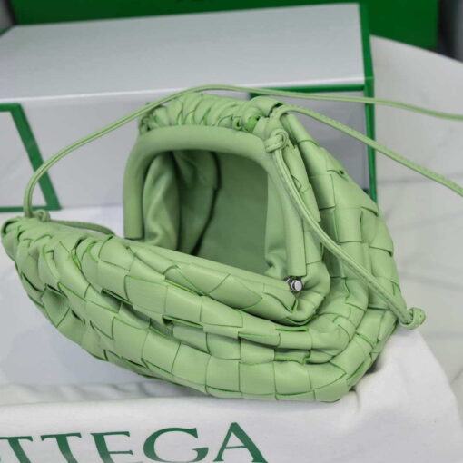 Replica BV 585852VCPP13840 Bottega Veneta Mini Pouch Light Green 4