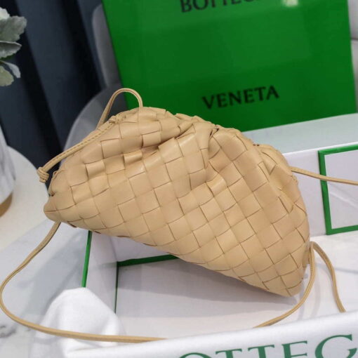 Replica BV 585852VCPP19776 Bottega Veneta Mini Pouch Beige 2