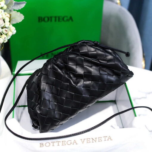 Replica BV 585852VCPP18803 Bottega Veneta Mini Pouch Black 2