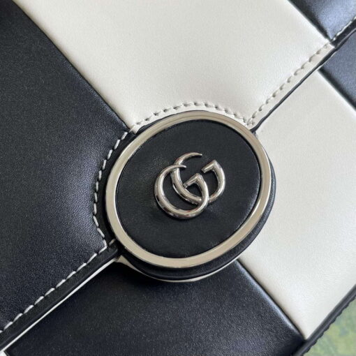 Replica Gucci 739721 Petite GG Small Shoulder Bag Black and white 4