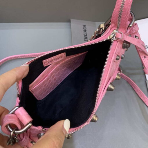 Replica Balenciaga 6940271VG9 Le Cagole Mini Multipouch in Pink Crocodile 6