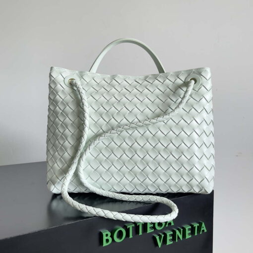 Replica Bottega Veneta BV 743572 Medium Andiamo Glacier blue 2